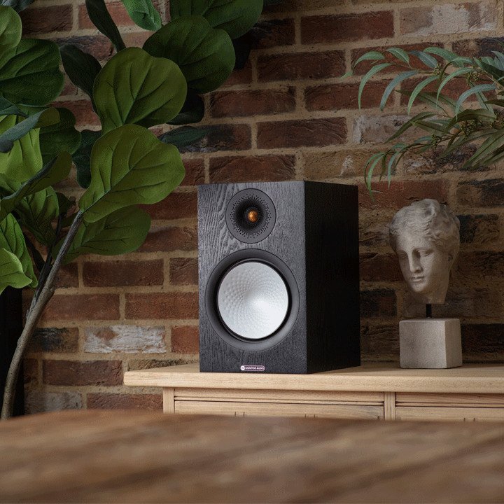 Monitor Audio Silver 100 7G Black Oak Lifestyle